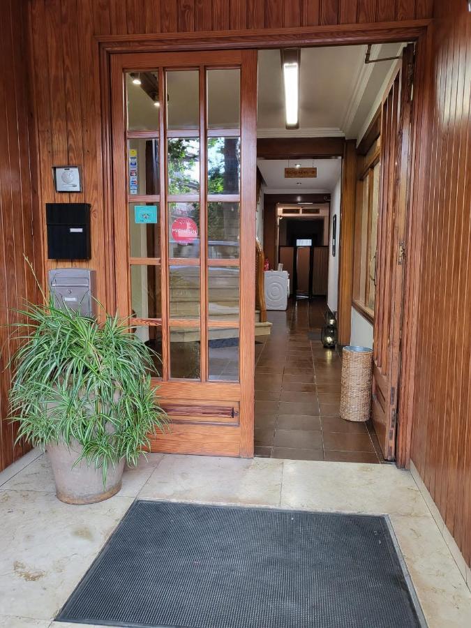 Hostal Torras Sant Hilari Sacalm Exterior photo